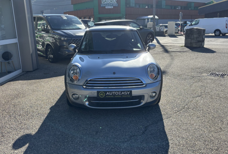 Mini Cooper (R56) One 1.4 75 ch Mini Cooper (R56) One 1.4 75 ch
