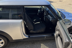 Mini Cooper (R56) One 1.4 75 ch Mini Cooper (R56) One 1.4 75 ch