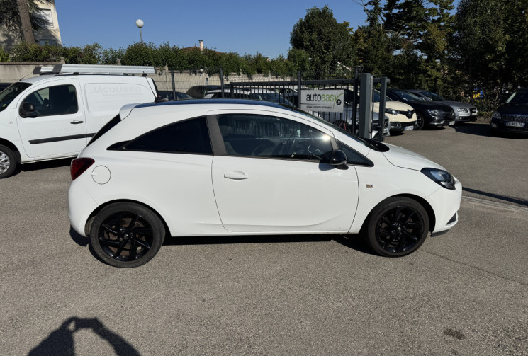 Opel Corsa 1.4 / 100 CH / BLACK EDITION