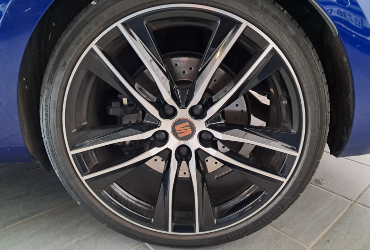 SEAT LEON ST 2.0 TSI 300 DSG7 CUPRA 4DRIVE / FRANCE / BREMBO VIRTUAL  TPANO / ENTRETIEN A JOUR 