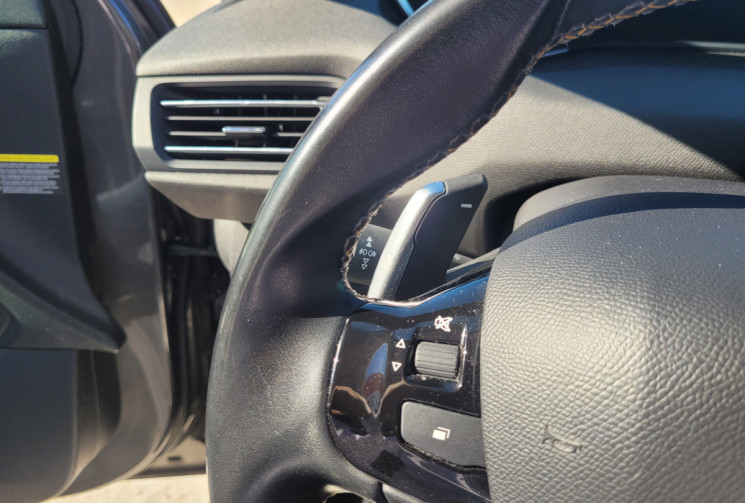Peugeot 308 1.2 PURETECH 130 S&S ROADTRIP EAT8