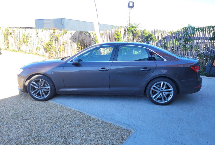 Audi A4 3.0 V6 TDI 272 DESIGN LUXE QUATTRO TIPTRONIC