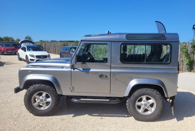 Land-Rover Defender  II 90 TDI 122 STATION WAGON S