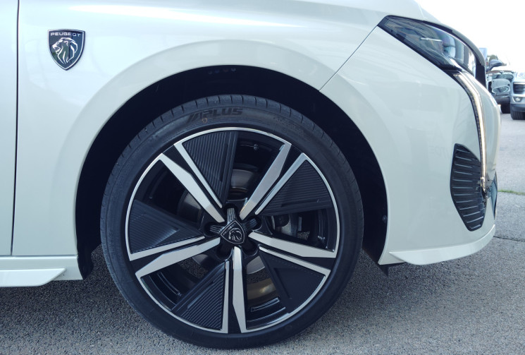 Peugeot 308 1.2 PureTech 130ch S&S GT EAT8