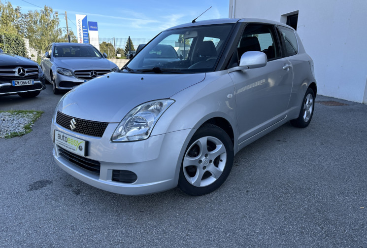 Suzuki Swift 2 II 1.3 VVT GLX 3P