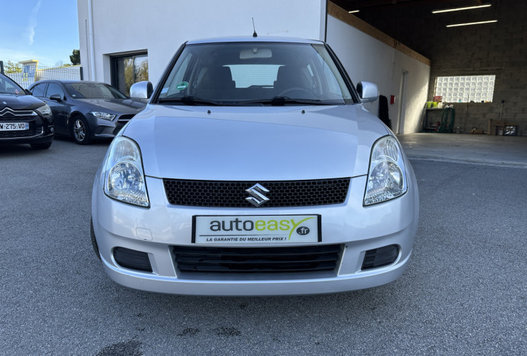 Suzuki Swift 2 II 1.3 VVT GLX 3P