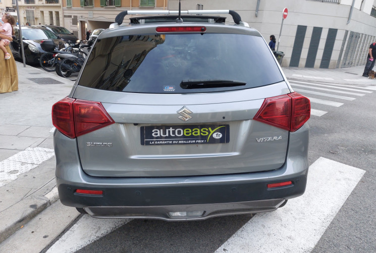 Suzuki Vitara 1.4 boosterjet 140 CH  BOITE AUTO  STYLE TOIT OUVRANT PANO 61500 KMS 1ere main
