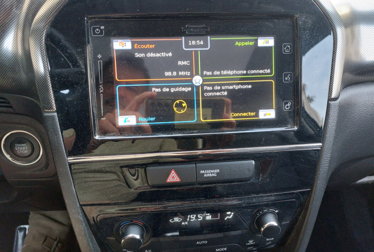 Suzuki Vitara 1.4 boosterjet 140 CH  BOITE AUTO  STYLE TOIT OUVRANT PANO 61500 KMS 1ere main
