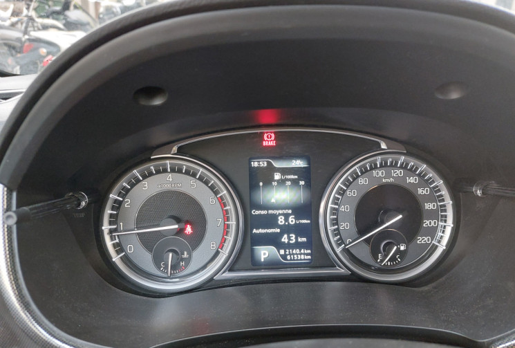 Suzuki Vitara 1.4 boosterjet 140 CH  BOITE AUTO  STYLE TOIT OUVRANT PANO 61500 KMS 1ere main