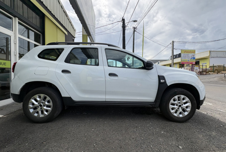 Dacia Duster II Phase 2 1.0 Tce 12V 4x2 90 cv Essentiel // Chaine de distribution // Peu kilométré Dacia Duster II Phase 2 1.0 Tce 12V 4x2 90 cv Essentiel // Chaine de distribution // Peu kilométré