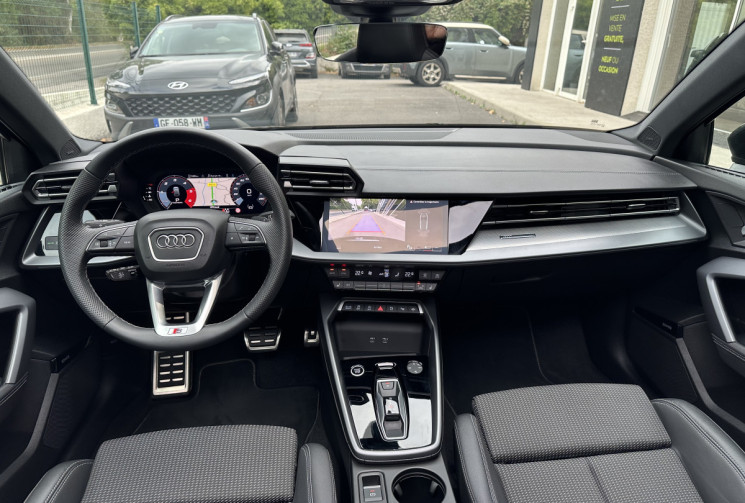 Audi A3 SPORTBACK 35 TDI 150 S LINE S-TRONIC7 * MATRIX LED * TOIT OUVRANT * SHADOW LINE * GARANTIE