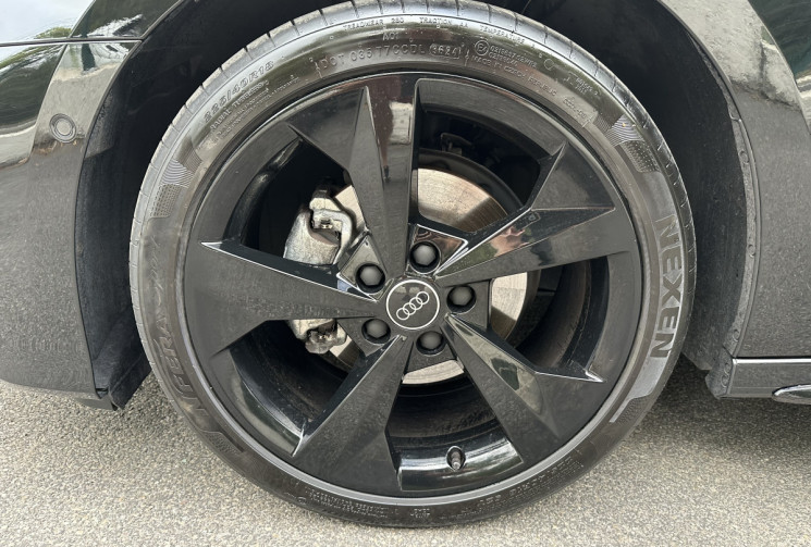 Audi A3 SPORTBACK 35 TDI 150 S LINE S-TRONIC7 * MATRIX LED * TOIT OUVRANT * SHADOW LINE * GARANTIE