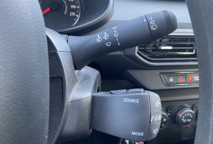 Dacia Sandero III 1.0 SCe Essential 65 ch