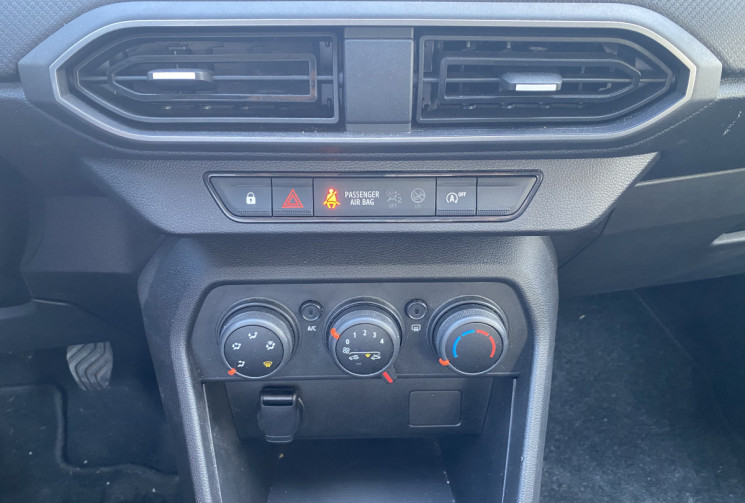 Dacia Sandero III 1.0 SCe Essential 65 ch