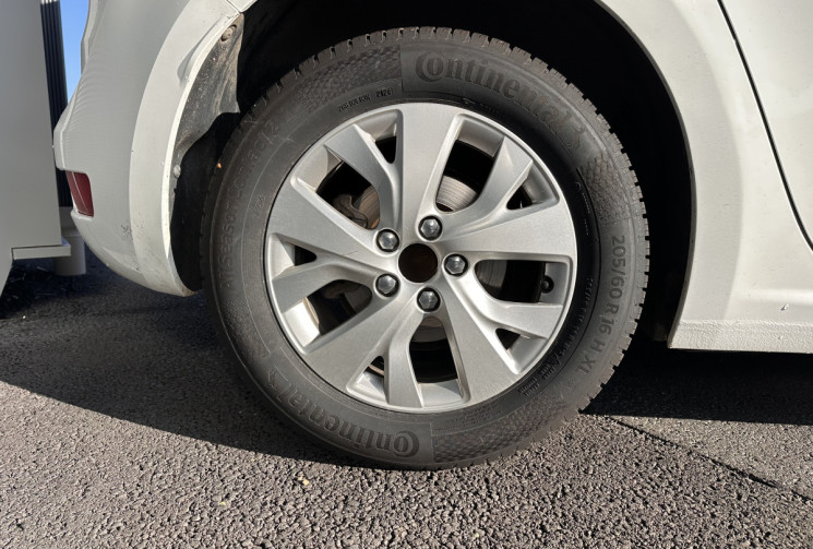 Citroën C4 PICASSO 1.6 e-HDi FAP ETG6 114 cv Intensive - Attelage