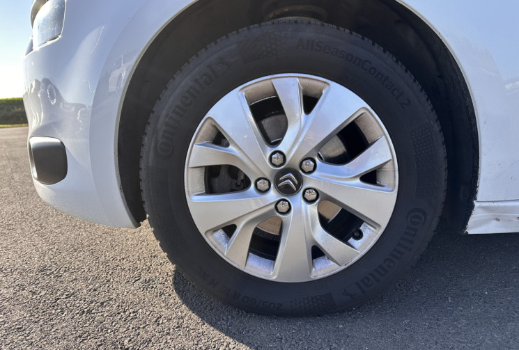 Citroën C4 PICASSO 1.6 e-HDi FAP ETG6 114 cv Intensive - Attelage
