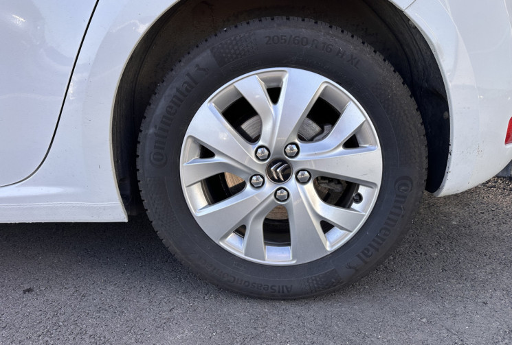 Citroën C4 PICASSO 1.6 e-HDi FAP ETG6 114 cv Intensive - Attelage