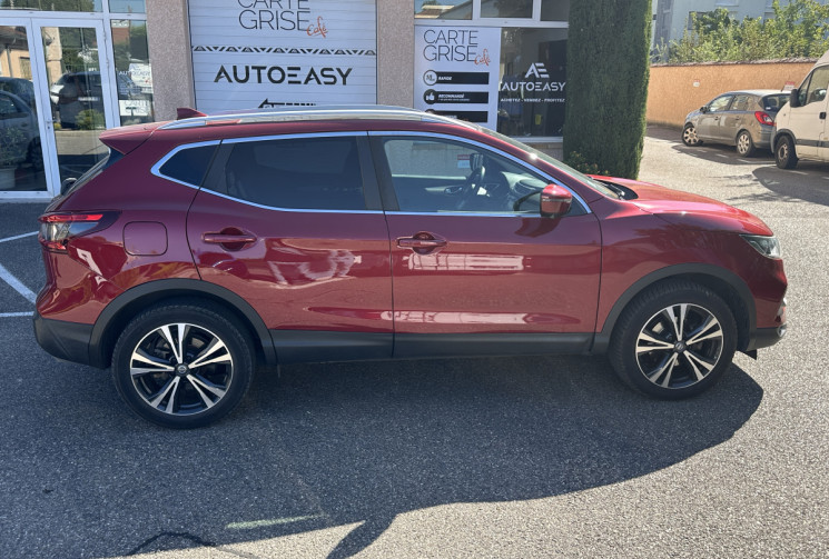 Nissan Qashqai 1.2 DIG-T 115 ch N-Connecta Xtronic / FAIBLE KILOMETRAGE / 2E MAIN / Entretien à jour