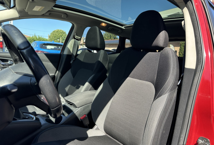 Nissan Qashqai 1.2 DIG-T 115 ch N-Connecta Xtronic / FAIBLE KILOMETRAGE / 2E MAIN / Entretien à jour