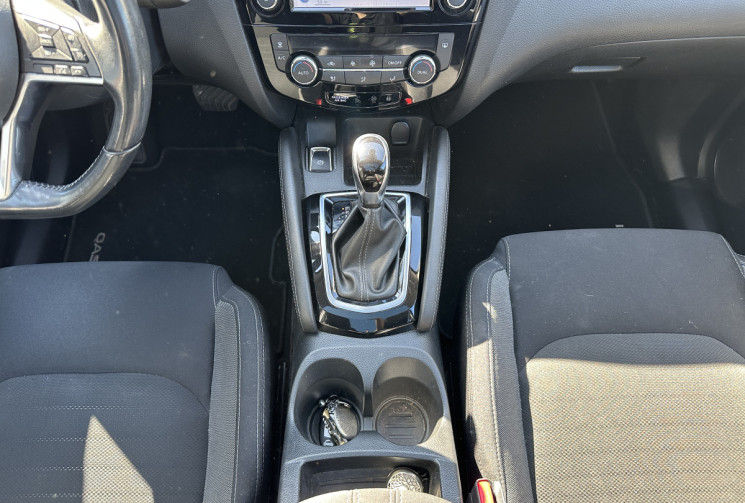 Nissan Qashqai 1.2 DIG-T 115 ch N-Connecta Xtronic / FAIBLE KILOMETRAGE / 2E MAIN / Entretien à jour