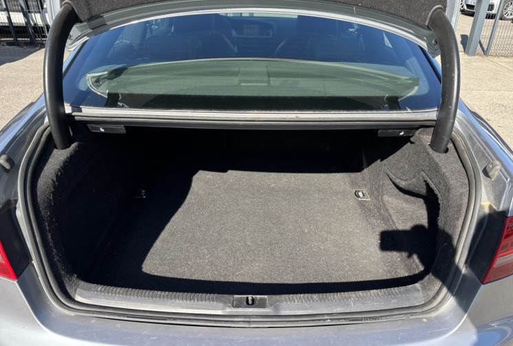 Audi A5 V6 3.0 TDI / 240 CH / S LINE / QUATTRO