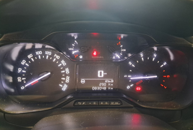 Citroën C3 1.2  PureTech 82ch Graphic - OPTIONS - 1ER Main -TBE - SUIVI ENTRETIEN DISTRI - GARANTIE 