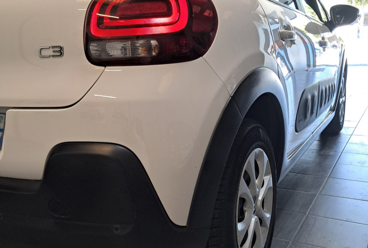 Citroën C3 1.2  PureTech 82ch Graphic - OPTIONS - 1ER Main -TBE - SUIVI ENTRETIEN DISTRI - GARANTIE 