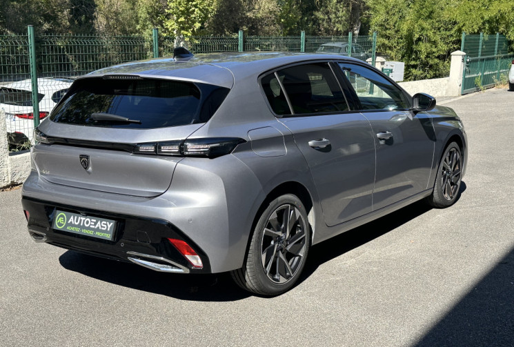 Peugeot 308 ALLURE Pack 1.5 HDI 130 EAT8 / Camera / Carplay / Lumière ambiance / FULL Entretien  