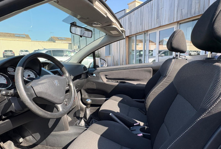 Peugeot 207 CC  CC 1.6  120 SPORT / MOTEUR A CHAINE / BON ETAT / GARANTIE 12 MOIS 