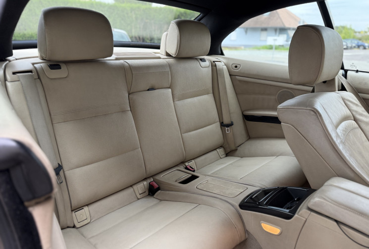BMW Série 3 (E93) Cabriolet 320d 2.0 d 163 cv BVA