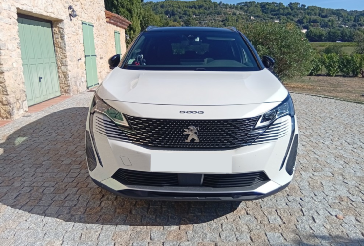 Peugeot 5008 GT LINE 1.2 130 CV BOITE AUTOMATIQUE