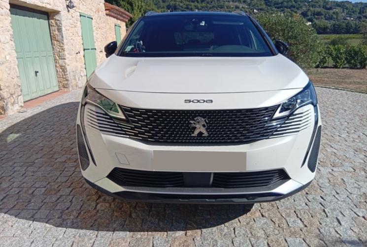 Peugeot 5008 GT LINE 1.2 130 CV BOITE AUTOMATIQUE