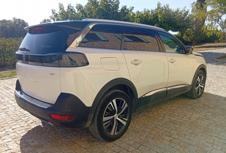 Peugeot 5008 GT LINE 1.2 130 CV BOITE AUTOMATIQUE