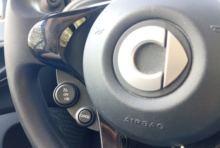 SMART Fortwo 1.0L 61 CH Pure - 1ère Main - Suivi complet