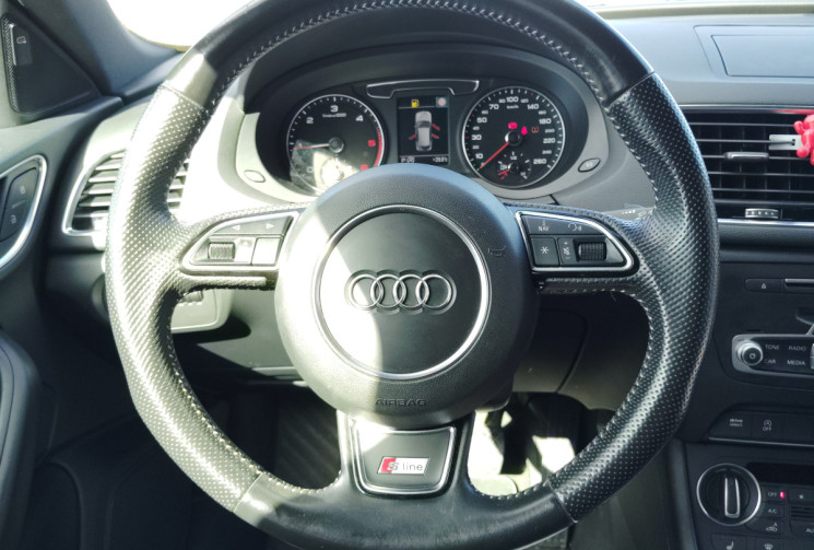 Audi Q3 2.0 TDI 184ch S line quattro S tronic  Audi Q3 2.0 TDI 184ch S line quattro S tronic