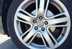 Audi Q3 2.0 TDI 184ch S line quattro S tronic  Audi Q3 2.0 TDI 184ch S line quattro S tronic