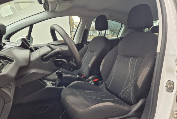 Peugeot 208 1.4 HDi FAP Active 5p Peugeot 208 1.4 HDi FAP Active 5p