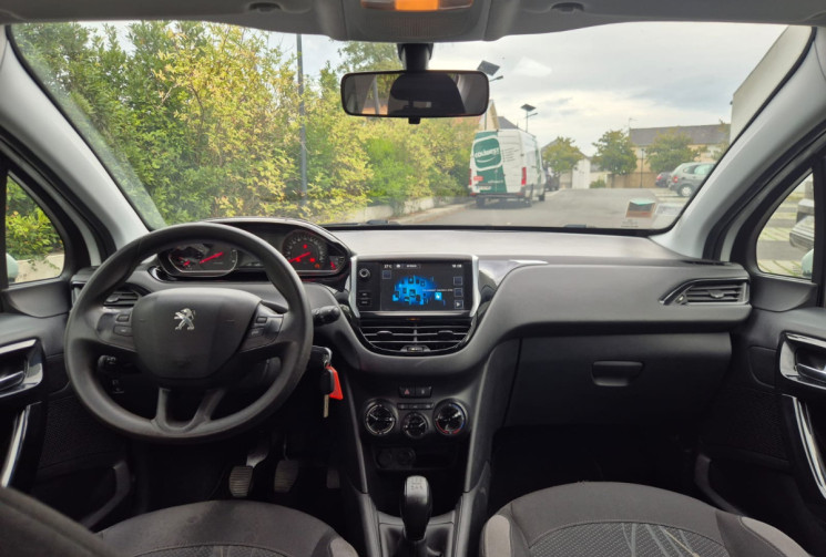 Peugeot 208 1.4 HDi FAP Active 5p Peugeot 208 1.4 HDi FAP Active 5p