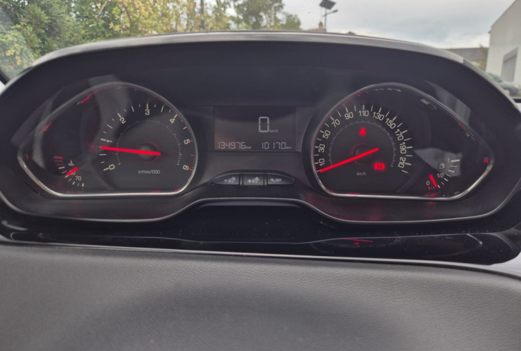 Peugeot 208 1.4 HDi FAP Active 5p Peugeot 208 1.4 HDi FAP Active 5p