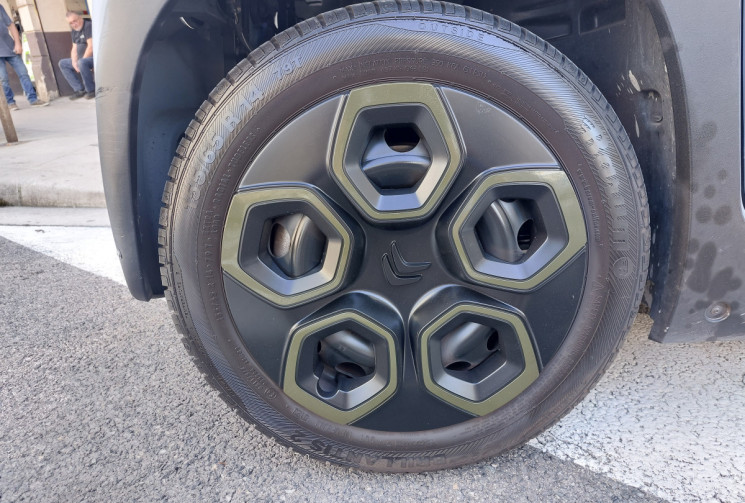 Citroën Ami TONIC 5.4 kWh 1 ERE MAIN 10020 kms Citroën Ami TONIC 5.4 kWh 1 ERE MAIN 10020 kms