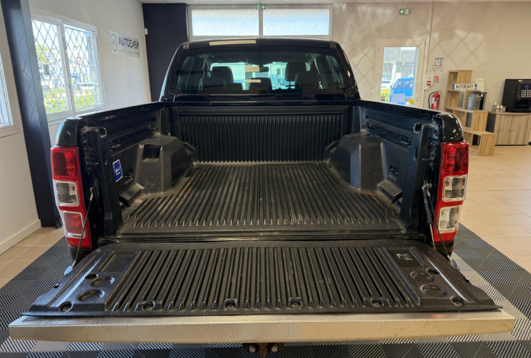 Ford Ranger PHASE 2 3.2 TDCI DOUBLE CABINE 4X4 200 LIMITED / SUIVI COMPLET FORD