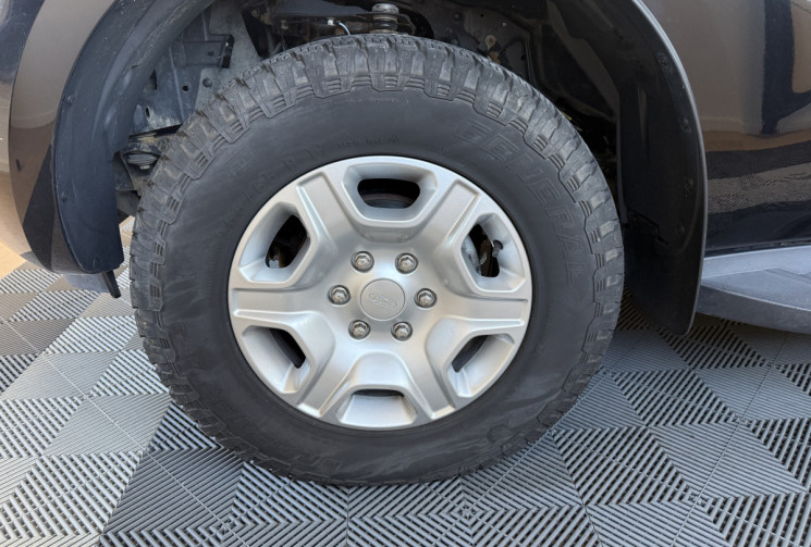 Ford Ranger PHASE 2 3.2 TDCI DOUBLE CABINE 4X4 200 LIMITED / SUIVI COMPLET FORD