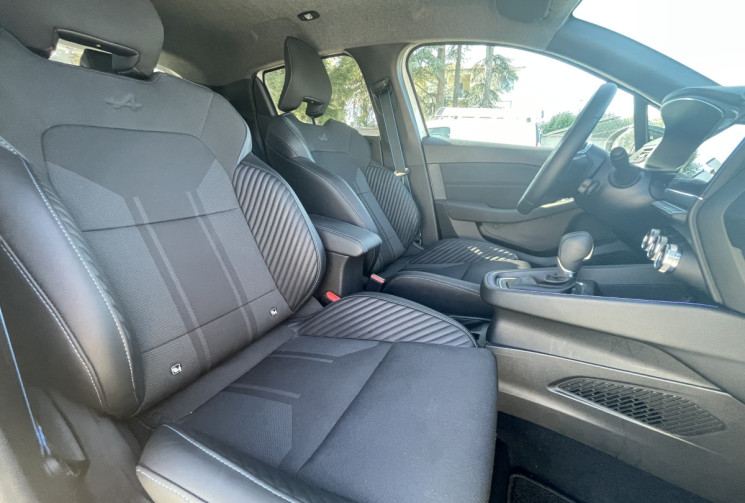 Renault CLIO V 1.6 E-TECH / 145 CH / ALPINE