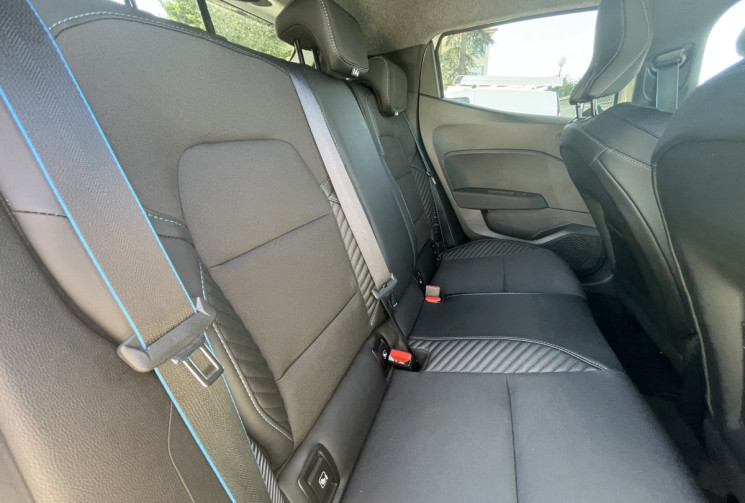 Renault CLIO V 1.6 E-TECH / 145 CH / ALPINE