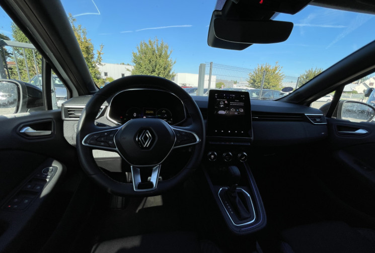 Renault CLIO V 1.6 E-TECH / 145 CH / ALPINE