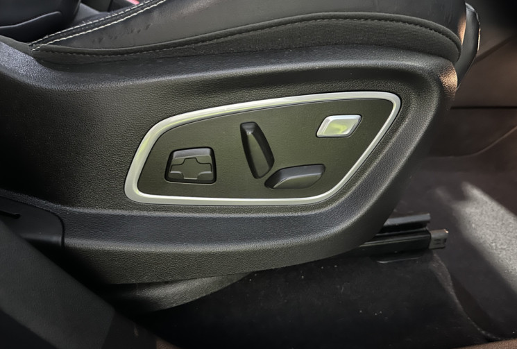 Renault GRAND SCENIC 1.6 dCi 160 ch Energy Initiale Paris EDC