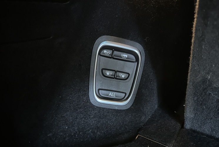 Renault GRAND SCENIC 1.6 dCi 160 ch Energy Initiale Paris EDC