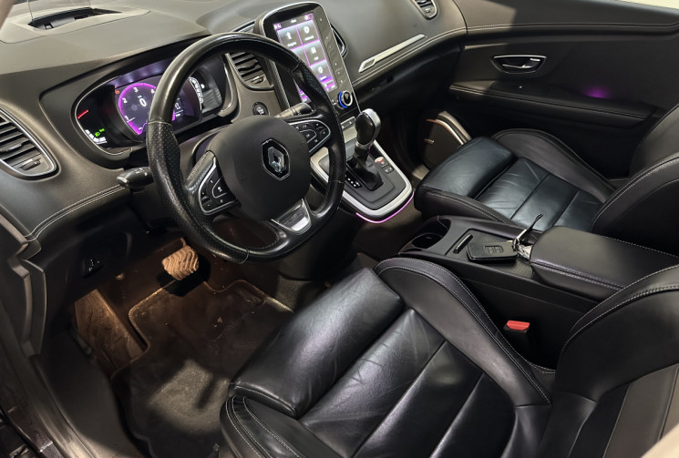 Renault GRAND SCENIC 1.6 dCi 160 ch Energy Initiale Paris EDC
