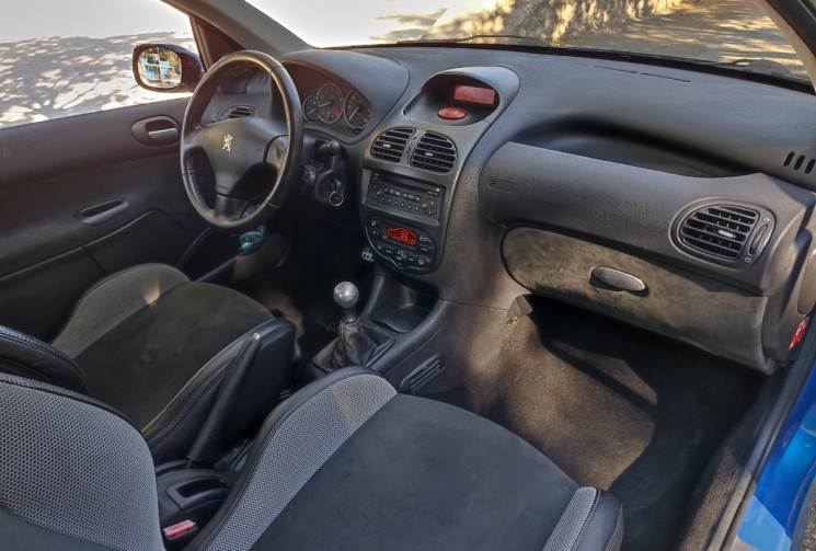 Peugeot 206 RC 2.0 i 177cv - Origine France - Distrib + embrayage à jour !