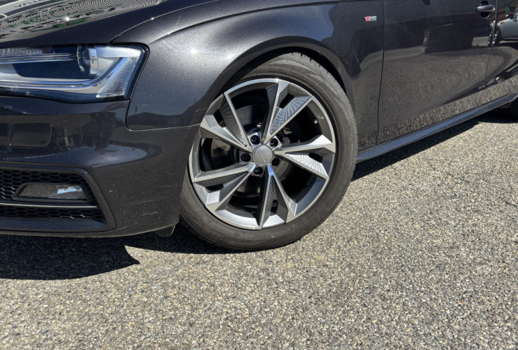Audi A4 Avant 2.0 TFSI 180 QUATTRO e85 Flexfuel - Origine Audi 